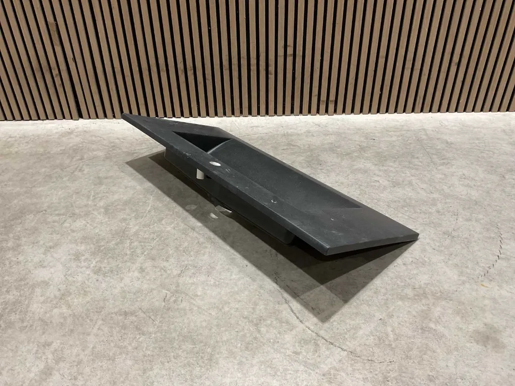 b7621542-a766-4761-b52f-95f69d7f7dda.webp