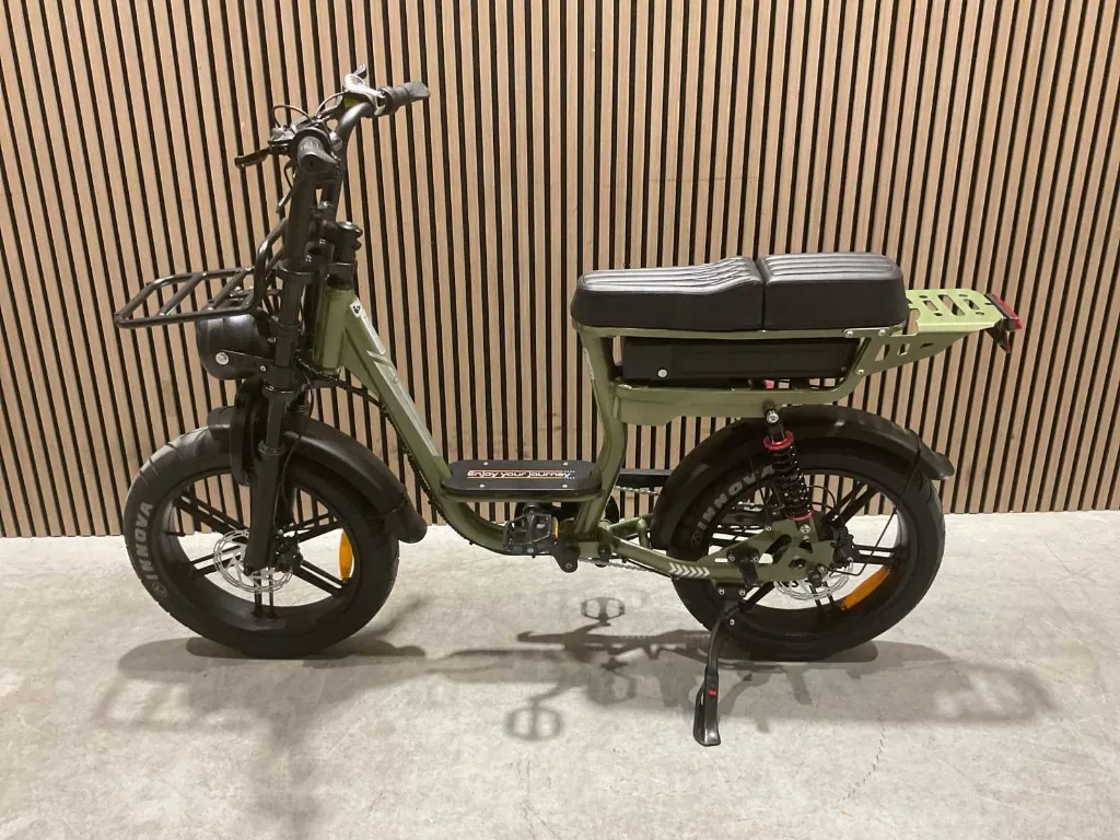 d3025fc9-14b2-4e1e-9600-be3f1f30c43d.webp