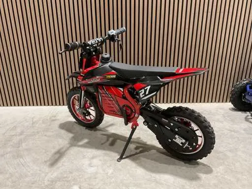 f825e807-62dd-490b-ae9a-e380a9b863e8.webp
