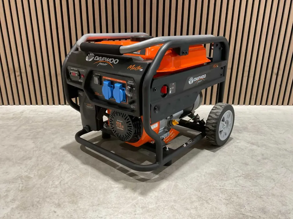 [00224] Aggregaat/Stroomgenerator 2,5KvA | GDAX4050 | Oranje | Daewoo
