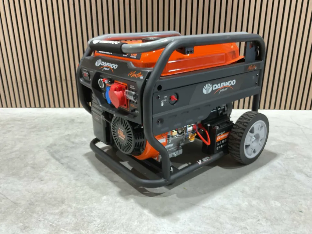 [00225] Aggregaat/Stroomgenerator 6,5KvA | GDAX9250E-3 | Oranje | Daewoo 