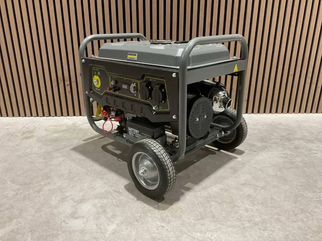 [00280] Stroomgenerator 3kw 220v | PGG 3/1 | Grijs | Kärcher 