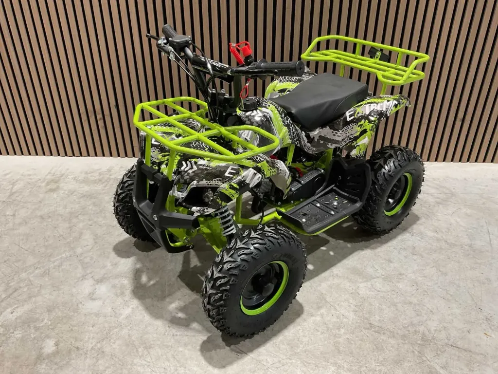 [00296] ATX 49 Met Groen rekje Quad | MA06 | Zwart/Wit | Ultra Motocross