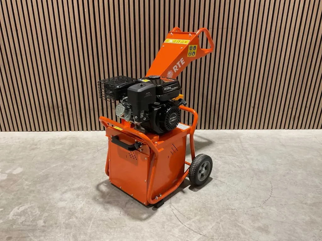 [00338] Houthakselaar | GBK-70-QY | 6779 | RTE