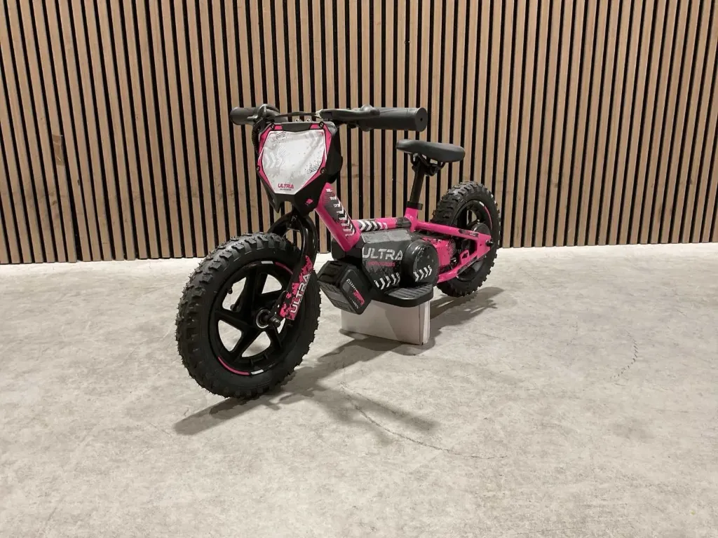 ultra eDrive-12 loopfiets roze