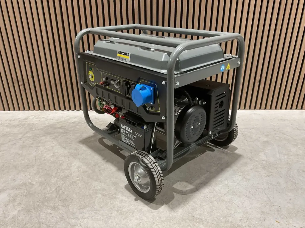 [00690] Stroomgenerator 5,5kw 220v | PGG 6/1 | Grijs | Kärcher 