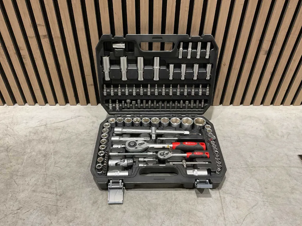 [01006] Doppenset 106PCS | META-106W | Zwart | Metallo
