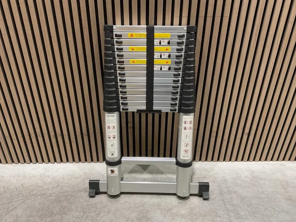 Telescoopladder 4.4M Aluminium | TL4.4 | RVS | NürnBerg