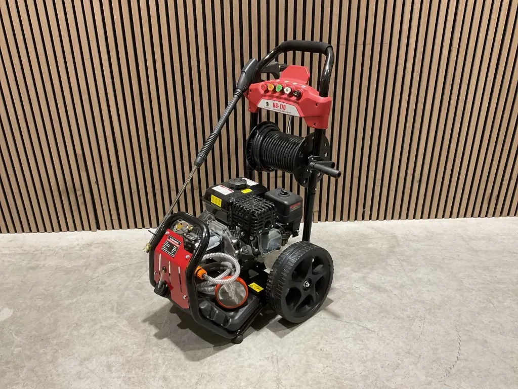 Hogedrukreiniger 3500psi/240bar | NB-170 | Rood | Nurnberg