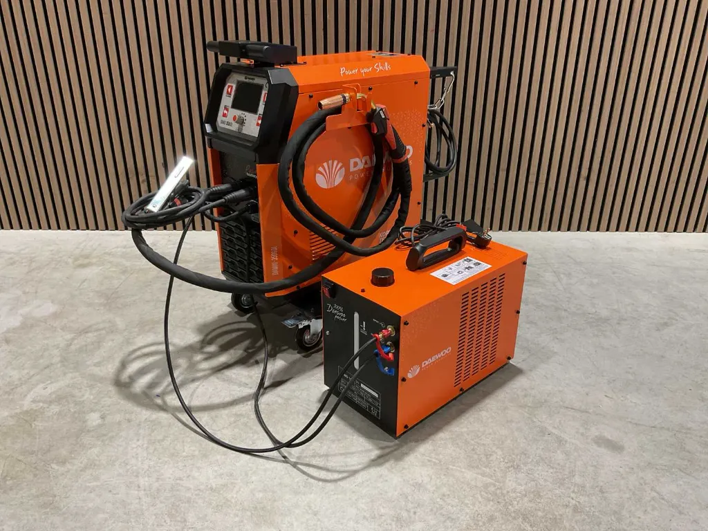 Lasmachine met waterkoeler | Damig-350GDL | Oranje | Daewoo