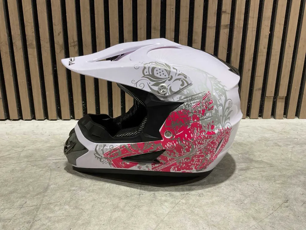 Motorhelm | Model 125 Maat XL | Wit/Roze | Ultra Motorcycle Helmets